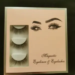 Super Natural Magnetic eyelash with eyeliner and tweezer 3 x set